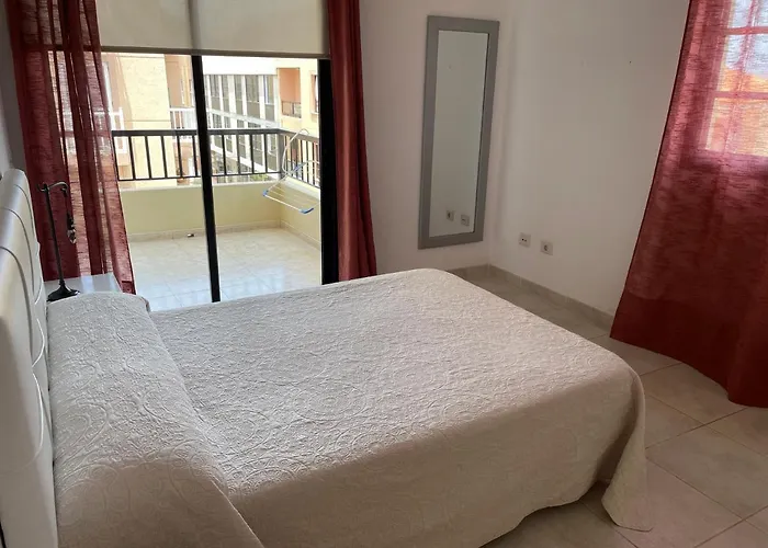 Calle Eusebio Carballo Estevez شقة