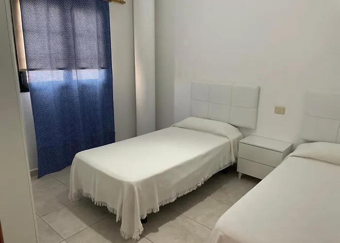 Calle Eusebio Carballo Estevez *