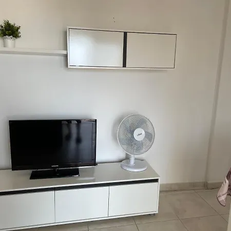 Calle Eusebio Carballo Estevez Apartamento